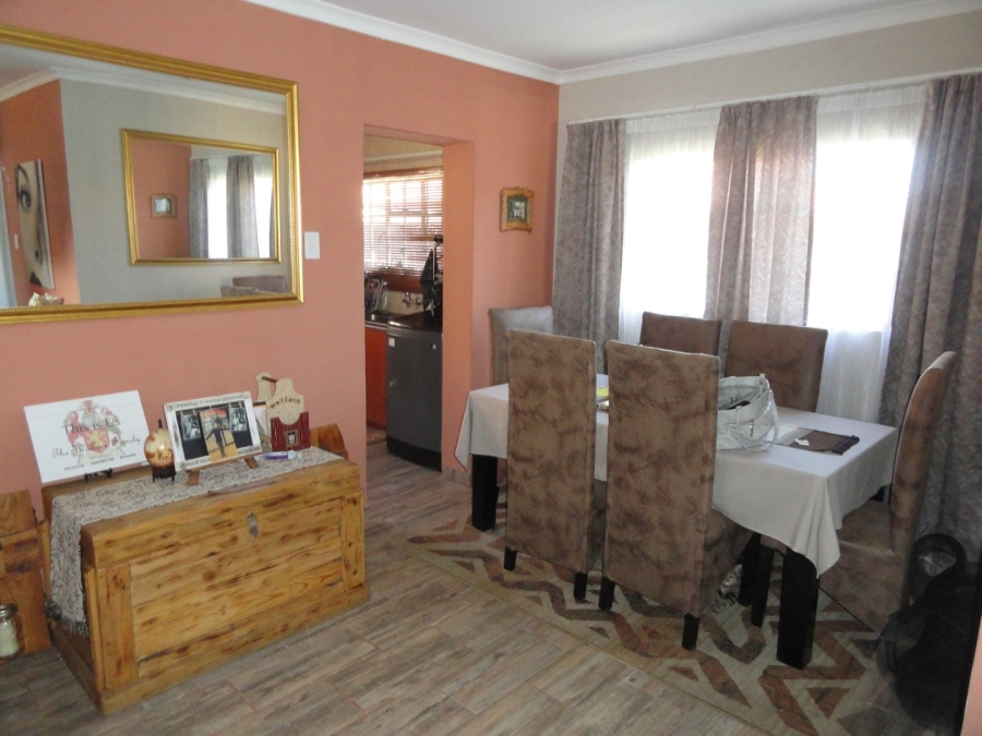 2 Bedroom Property for Sale in Potchefstroom North West